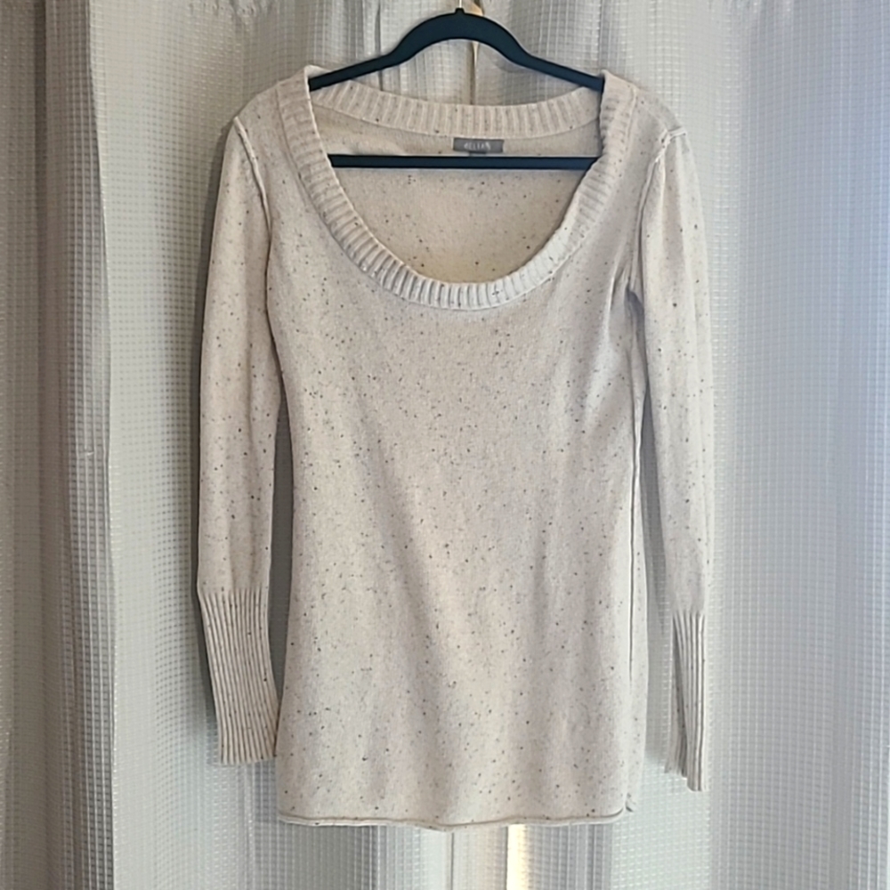 SMALL SWEATER